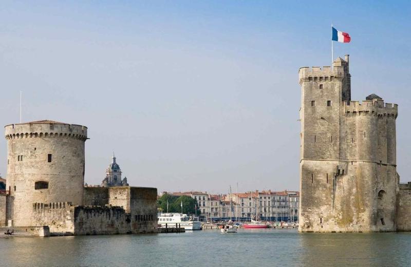 hotelF1 La Rochelle Angoulins Rénové Extérieur photo